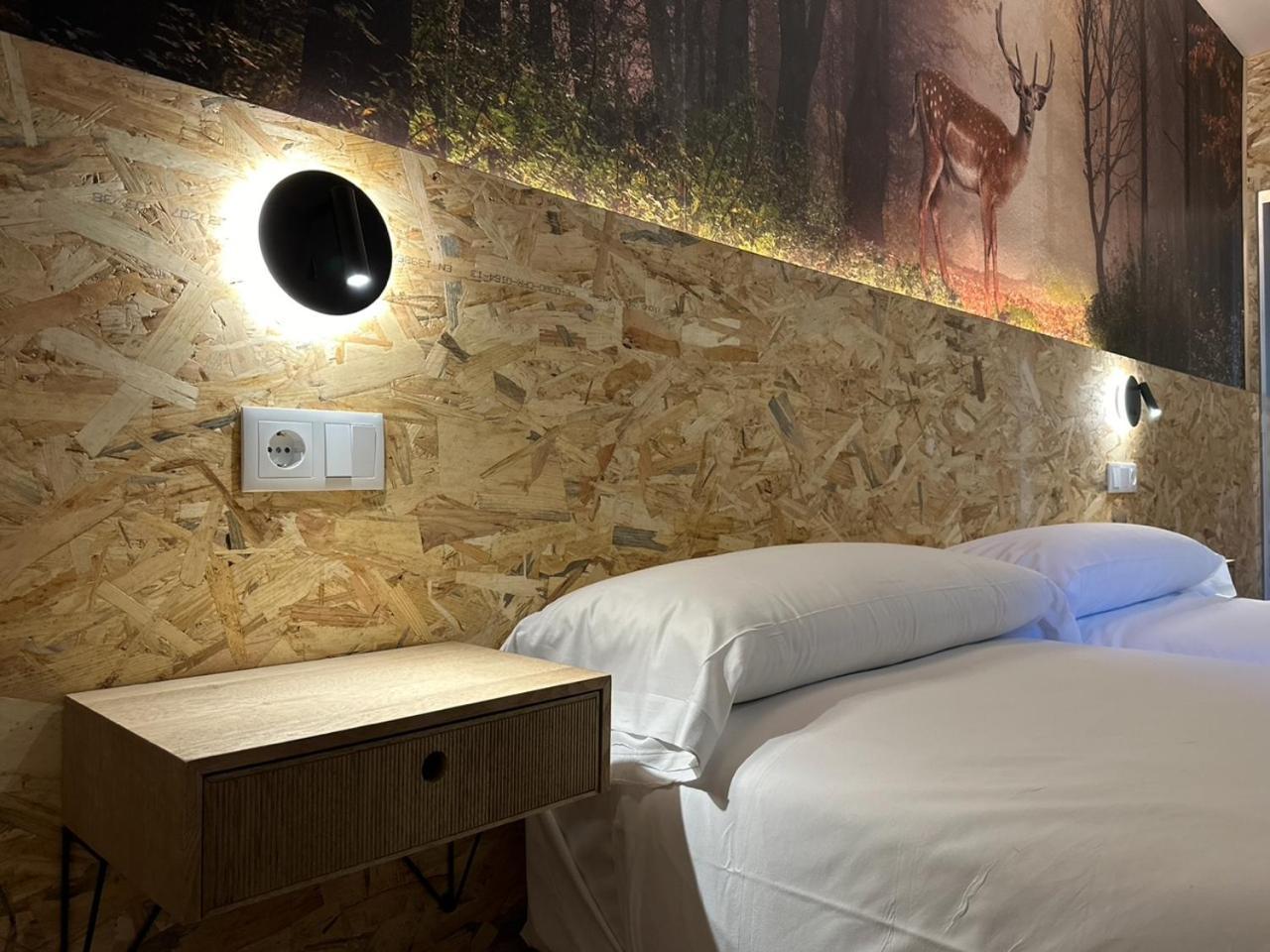 Hotel Y Albergue Real Fabrica De 仕格莱 外观 照片