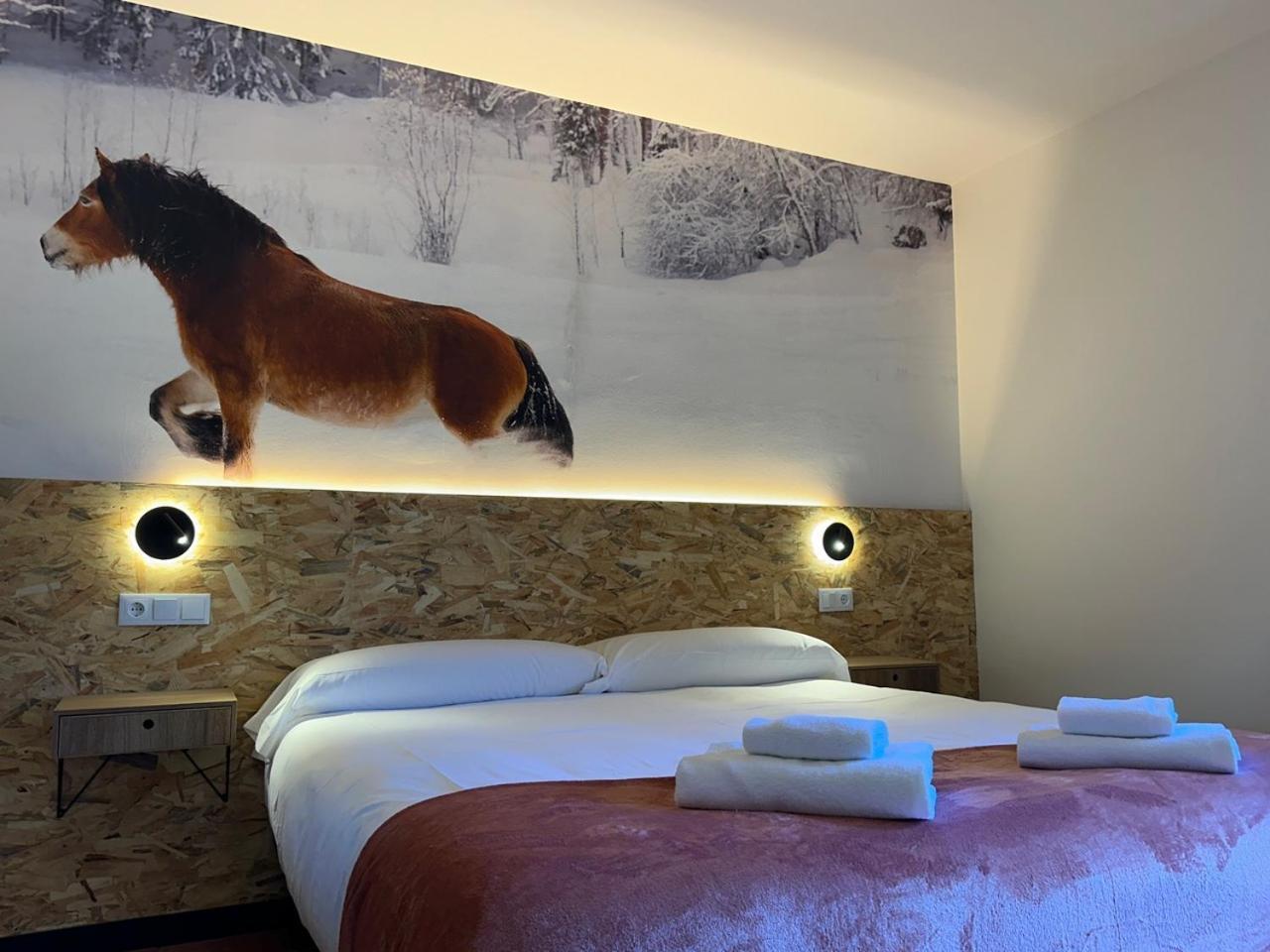 Hotel Y Albergue Real Fabrica De 仕格莱 外观 照片