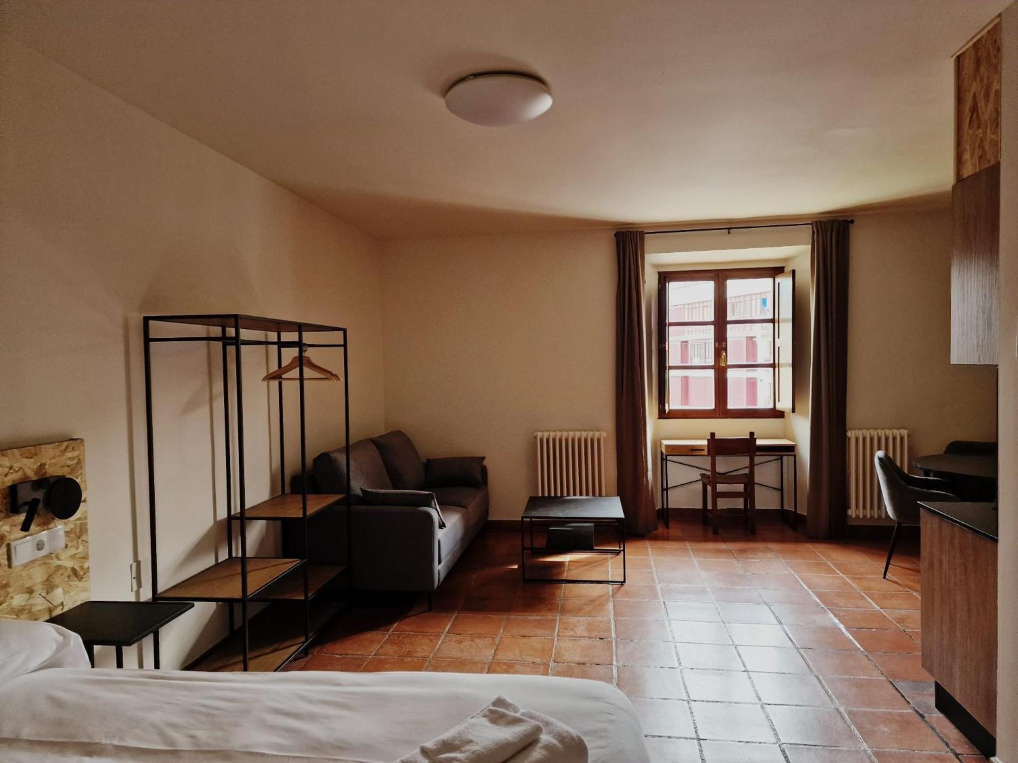 Hotel Y Albergue Real Fabrica De 仕格莱 外观 照片